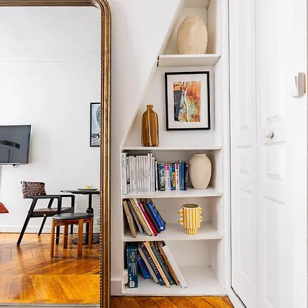 Luminous Oasis Steps From The Louvre Apartman *